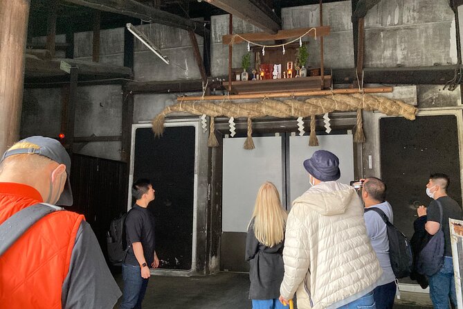 Private Sake Tasting at 300 Years Old Sake Brewery in Tokyo - Patio Sake Tasting and Food Pairing You Can Copy Later