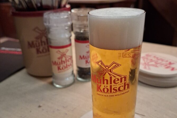Public brewhouse tour in English - Stop 4: Bierhaus en dr Salzgass for the hoppiest side of Cologne