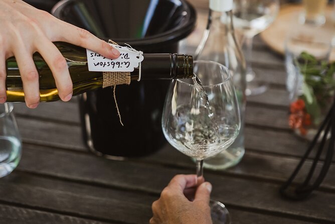 Queenstown: Afternoon Wine & Beer Tour with Platters - The small-group, 3-stop format: why it feels better than DIY