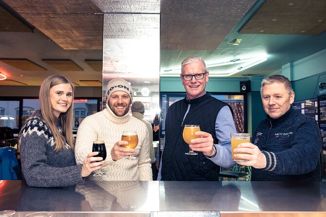 Reykjavik Beer & Booze Tour - Session Craft Bar: four Icelandic beers (or snaps) and practical tips