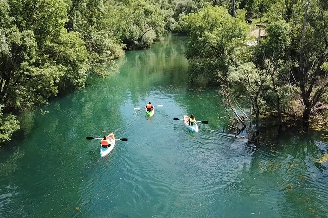 Safari kayak adventure w BBQ & Beer - Cold River Camp briefing: safety first, then you’re on the water