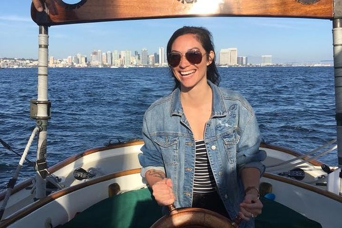 San Diego Bay Sail Aboard a Vintage Yacht Beer and Wine Included - Maritime Museum and Star of India: The Start of Your Photo Run