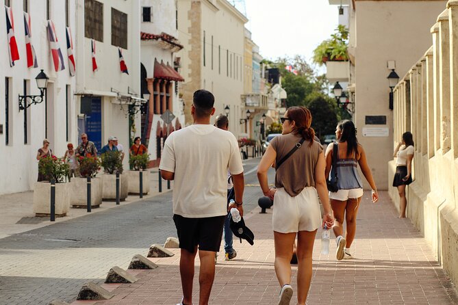 Santo Domingo Small Group Walking Tour: Beer and Specialty Coffee - Catedral Primada de América: Go Inside (When You Can)