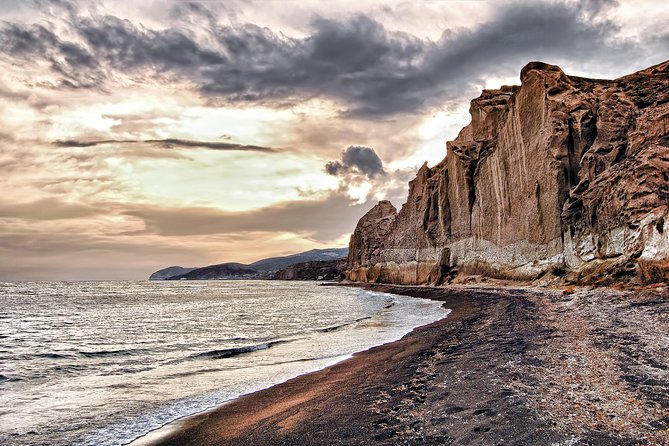 Santorini: 6hr Private Tour with Olive Oil, Beer or Wine Tasting - Castle of St Nicholas: stories with a view