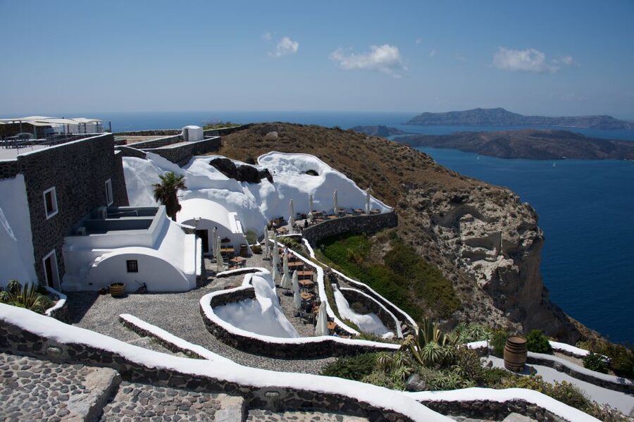 Santorini: Three Wineries and One Brewery Tour with Tastings - Final winery stop: Anhydrous, Hatzidakis, Venetsanos, or Artemis Karamolegos