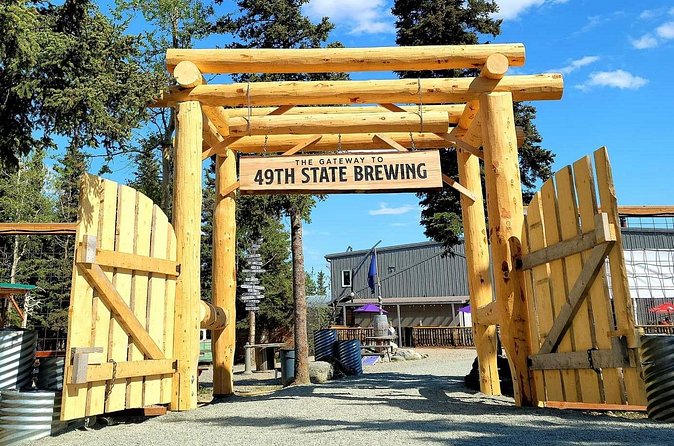 See Denali's Sled Dogs and Visit the Local Brewery - Magic Bus Photo Moment, Then 49th State Brewing in Denali Park
