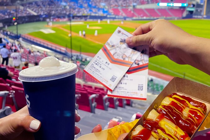 Seoul: Baseball Game Ticket with Dinner/Beer with the host - Quick Highlights Before You Go