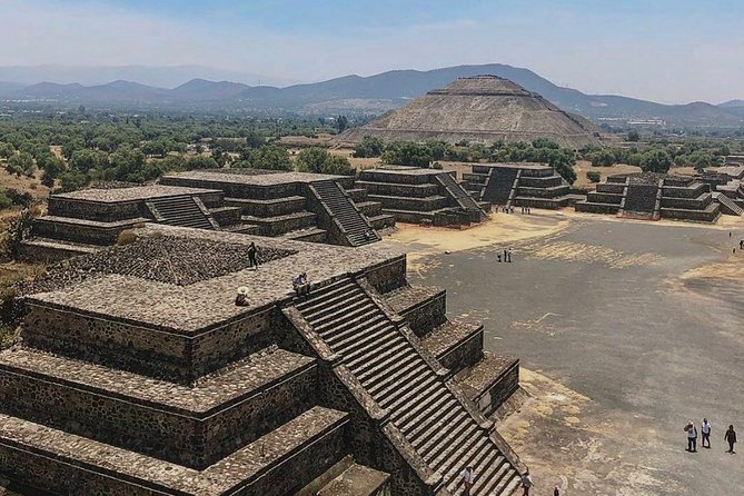 Sunrise at Teotihuacan: Balloon, Food & Beer - Beer tasting at the brewery: why it’s a smart end to the day