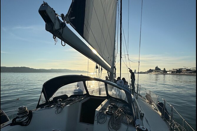 Sunset sailboat tour in Lisbon with green wine - Why the 6:00 pm start works so well