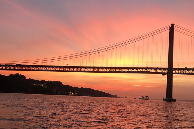 Sunset sailboat tour in Lisbon with green wine - Price and value: what you’re really paying for