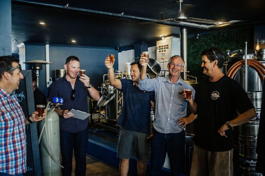 Sunshine Coast: Brewery Tour with lunch - Lunch on the route: a real pause that keeps the tasting fun