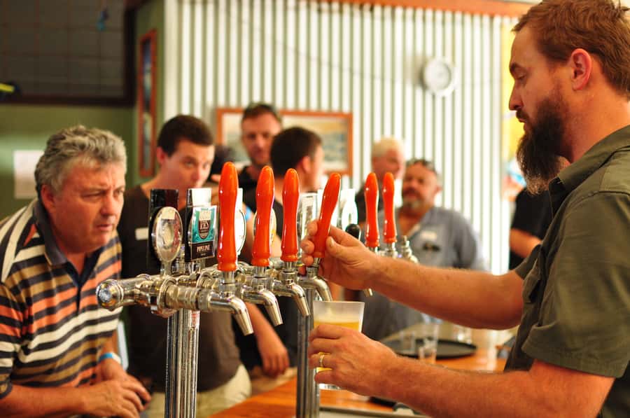 Sunshine Coast: Brewery Tour with lunch - Practicalities that matter: ID, 18+ rules, and what to bring