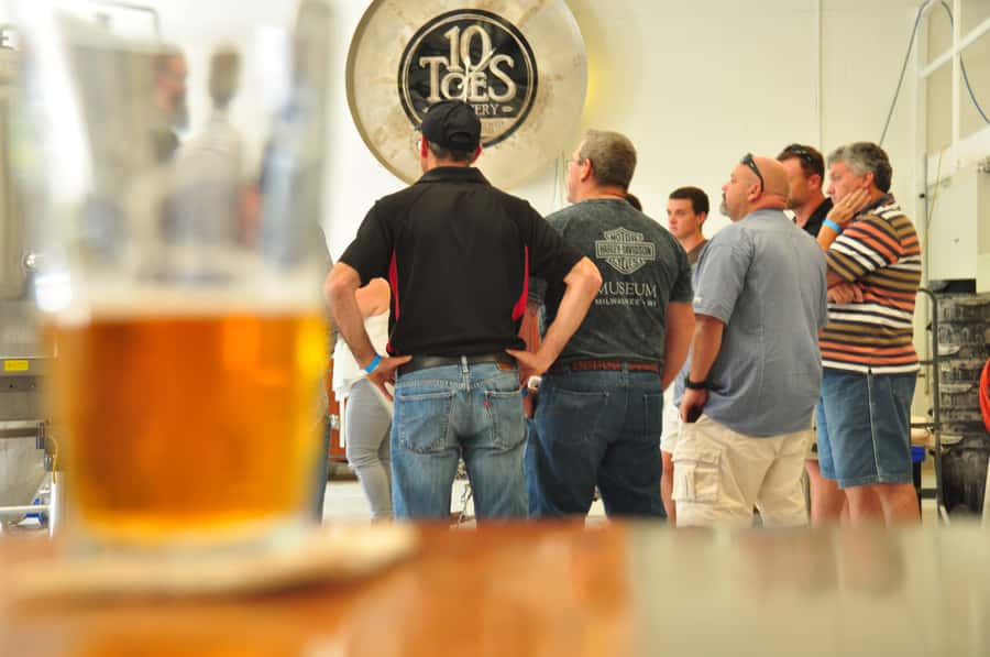 Sunshine Coast: Brewery Tour with lunch - Who should book this Sunshine Coast brewery tour