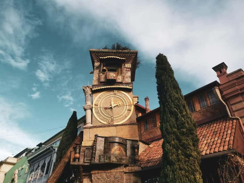 Tbilisi: Sightseeing Tour, Wine or Beer Tasting, & Cable Car - Markets, wine or beer tastings, and the real sensory stuff