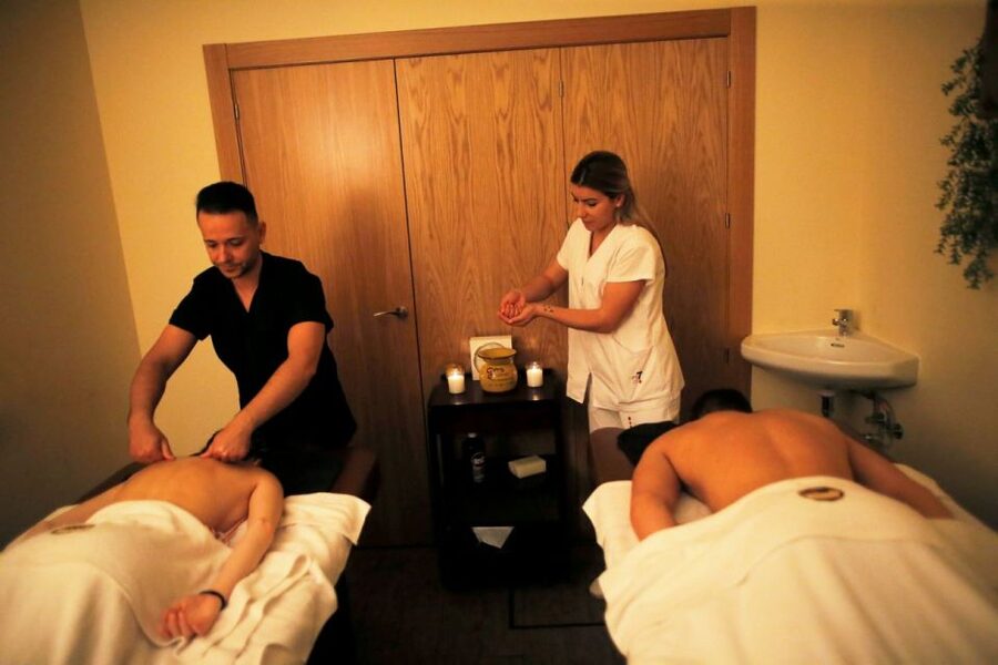 Tenerife: Beer Spa Experience with Tastings and Snacks - Meeting the Host at Beer Spa Tenerife (and Why That Matters)