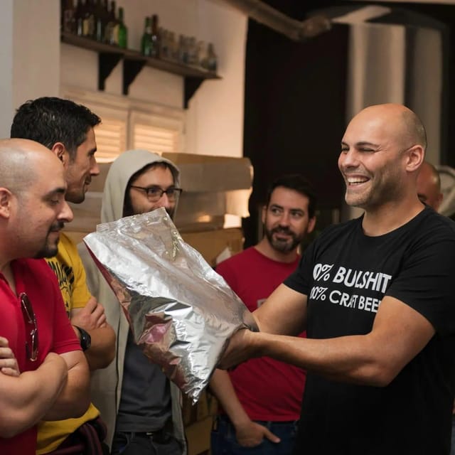 Tenerife : Brewery guided tour with tasting at TACOA Brewery - The cheese board option: pairing Canarian flavors with craft beer