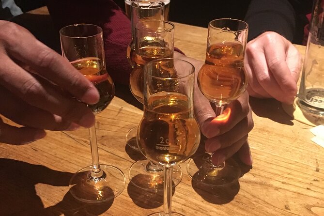 The ULTIMATE Beer and Schnapps Day-Drinking Tour of Munich - What’s included: 6x 500 ml beer, 4x schnapps, plus real food