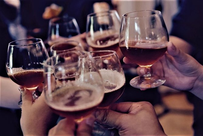 Tuscan Brewery Guided Tour with beer and food tasting - The small cutting board: why the snacks are part of the experience