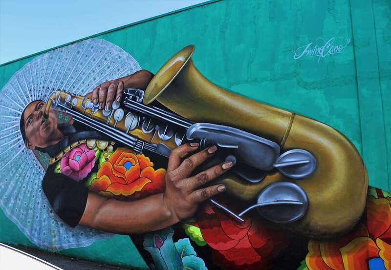 Vancouver: Street Art & Craft Beer Walking Tour with Tasting - Who should book this tour (and who might want a different style)