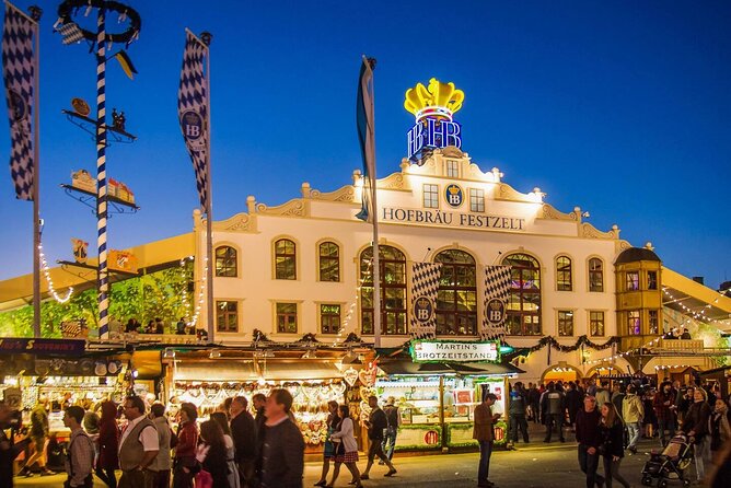 VIP Oktoberfest experience with table in big beer tent - VIP Oktoberfest with a table in the big tent: what you’re really buying