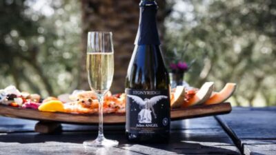 Waiheke: Scenic Taste and Graze Tour with Wine, Whisky, Beer - Price and what you’re really buying for $238