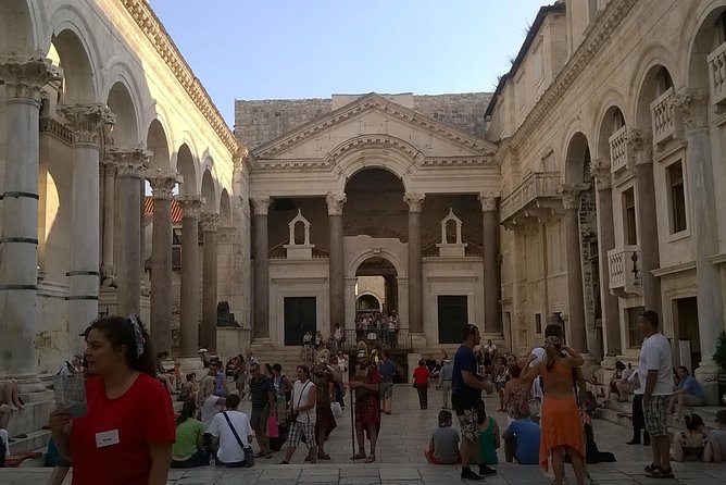 Walking tour of Split old town and craft beer tasting - An Evening Split Walk Starts at Riva Harbor